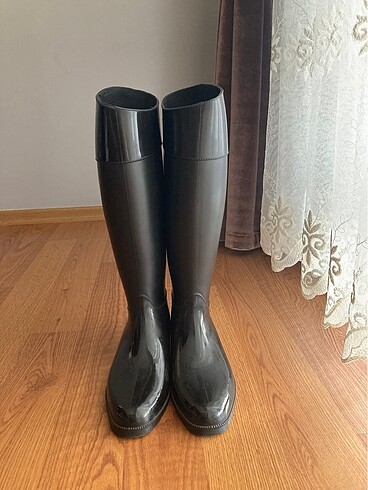 Diğer RUGAN SİYAH ÇİZME