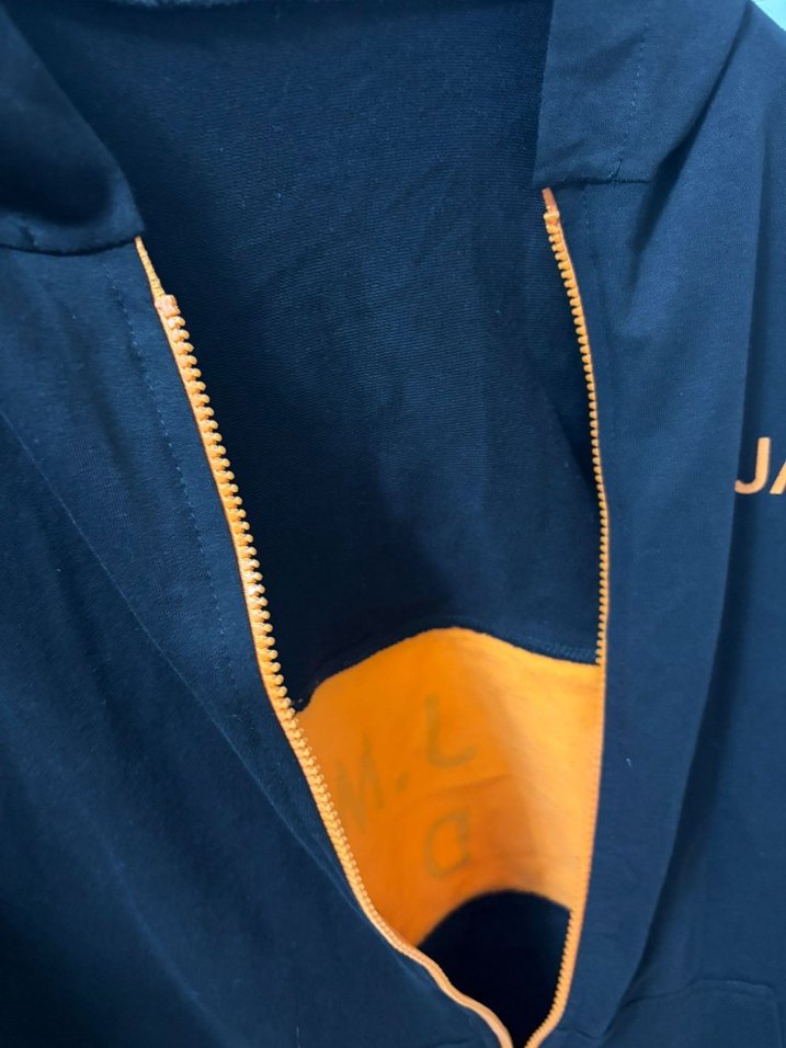 Siyah Kapüşonlu Fermuarlı Oversize Sweatshirt - Görsel 4