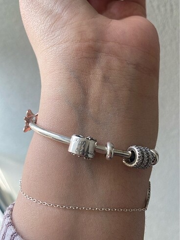 Beden Pandora Charm