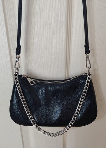 Siyah Çanta - Görsel 2