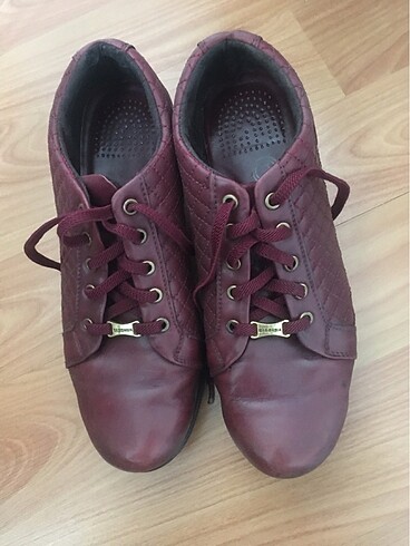 Bordo Ayakkabı