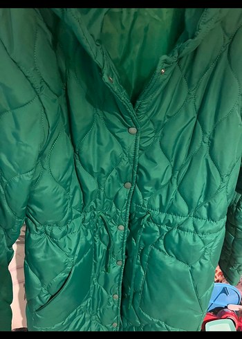 Düğmeli Koyu Yeşil Midi Kadın Mont - Görsel 2