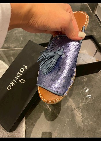 Pul payetli deri terlik - Görsel 2