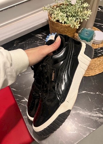 Siyah rugan Puma Spor Ayakkabı - Görsel 2