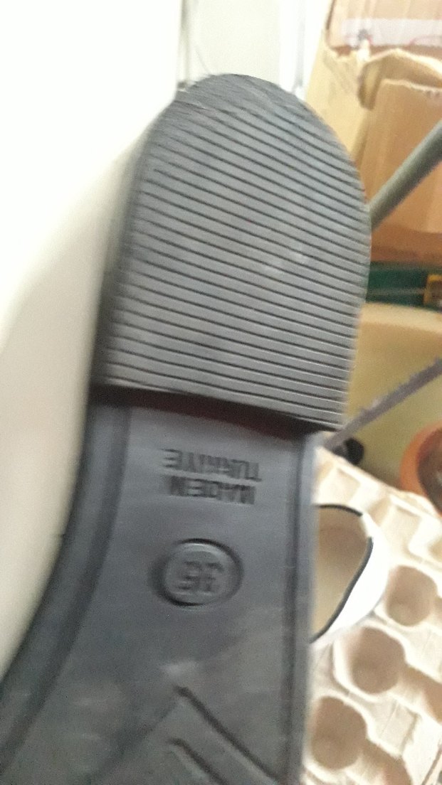 Kız Çocuk Beyaz Parlak Babet Ayakkabı - Görsel 3