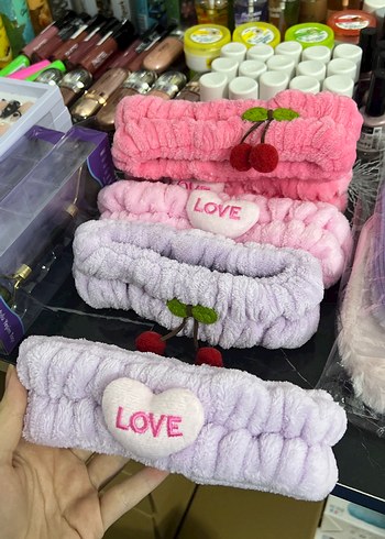 Peluş saç bandı