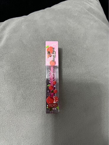 Lip gloss