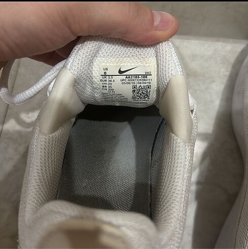 36,5 Beden Nike orijinal spor ayakkabı