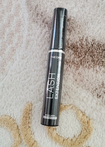 The One Salon Lift Parlak Pembe Maskara - Görsel 4