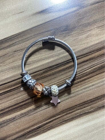 Fake pandora