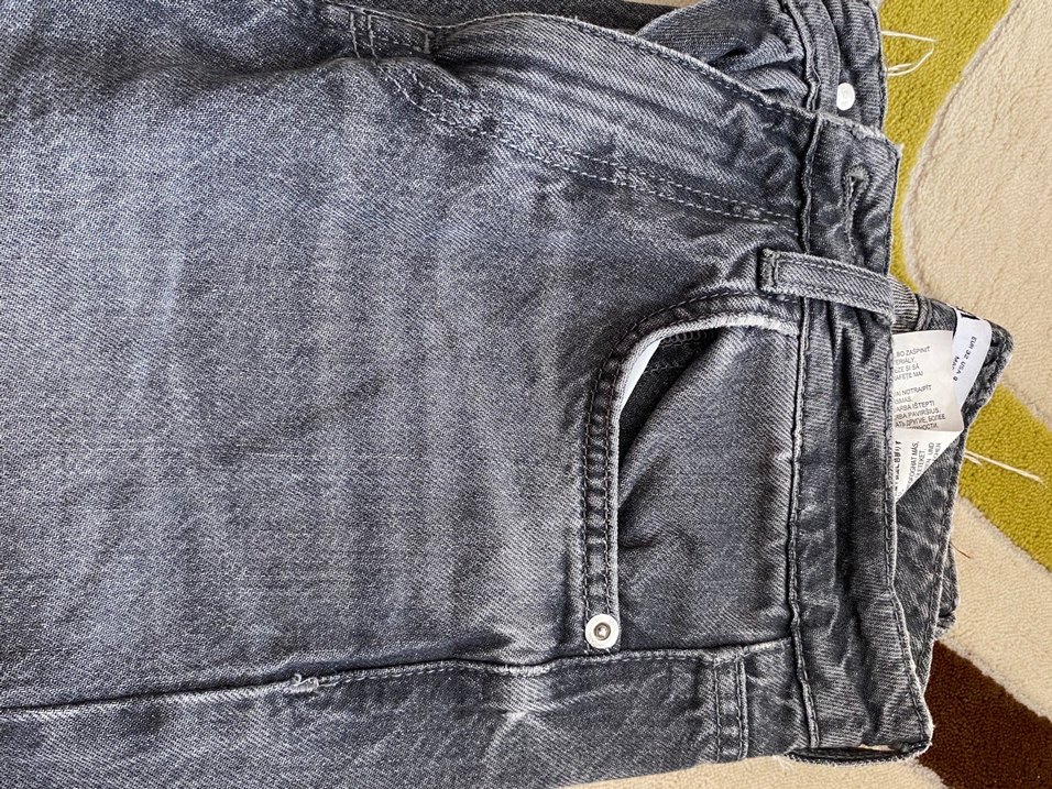 Zara Yüksek Bel Gri Denim Şort — görsel 4/8