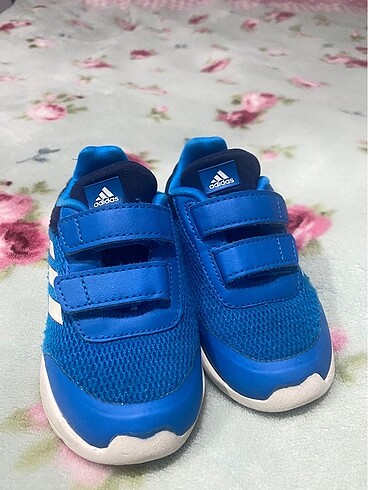 Adidas çocuk spor ayakkabı