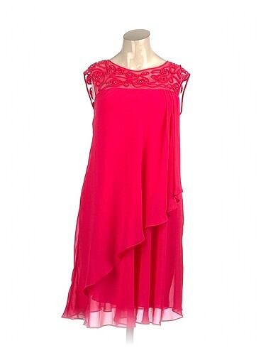 PreLoved Kısa Elbise %70 İndirimli.