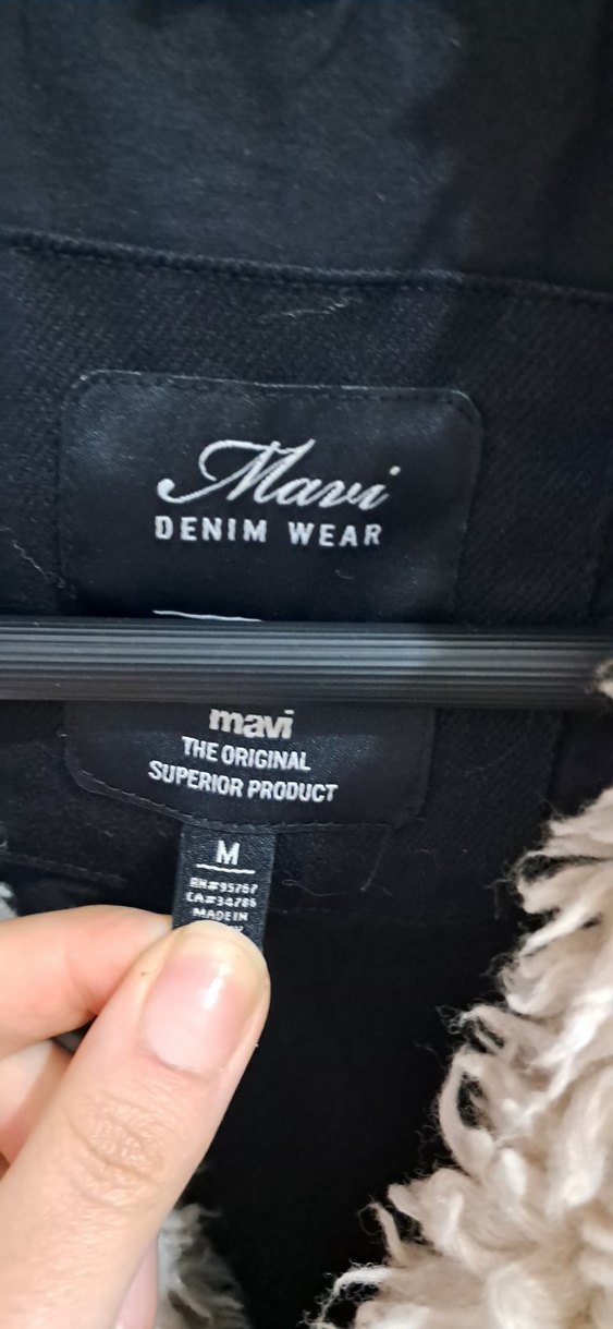 Siyah Tüylü Kadın Ceket - Görsel 4