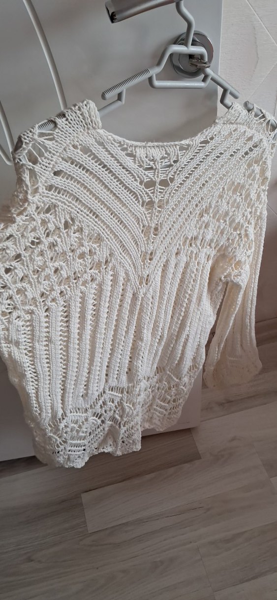 Bohem Beyaz Örgü Kolsuz Kadın Kazak - Görsel 3