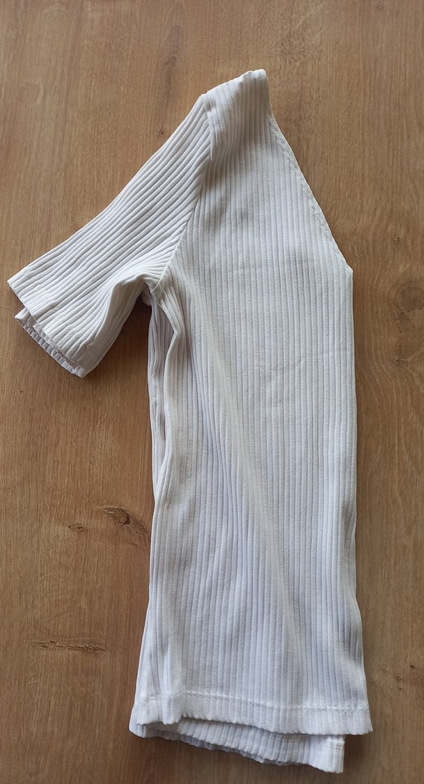 V Yaka Beyaz Hamile Kısa Kollu Gömlek - Görsel 2