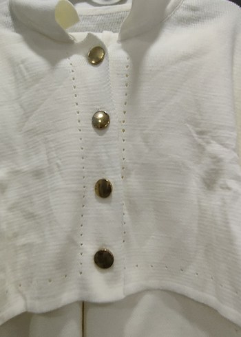 Uzun Beyaz Düğmeli  ikili takım - Görsel 2