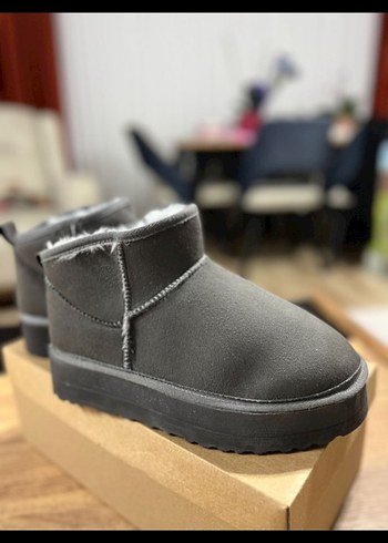 Gri Kadın Dolgu Topuklu Kauçuk Bot - Görsel 3