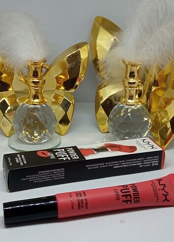 NYX Powder puff 