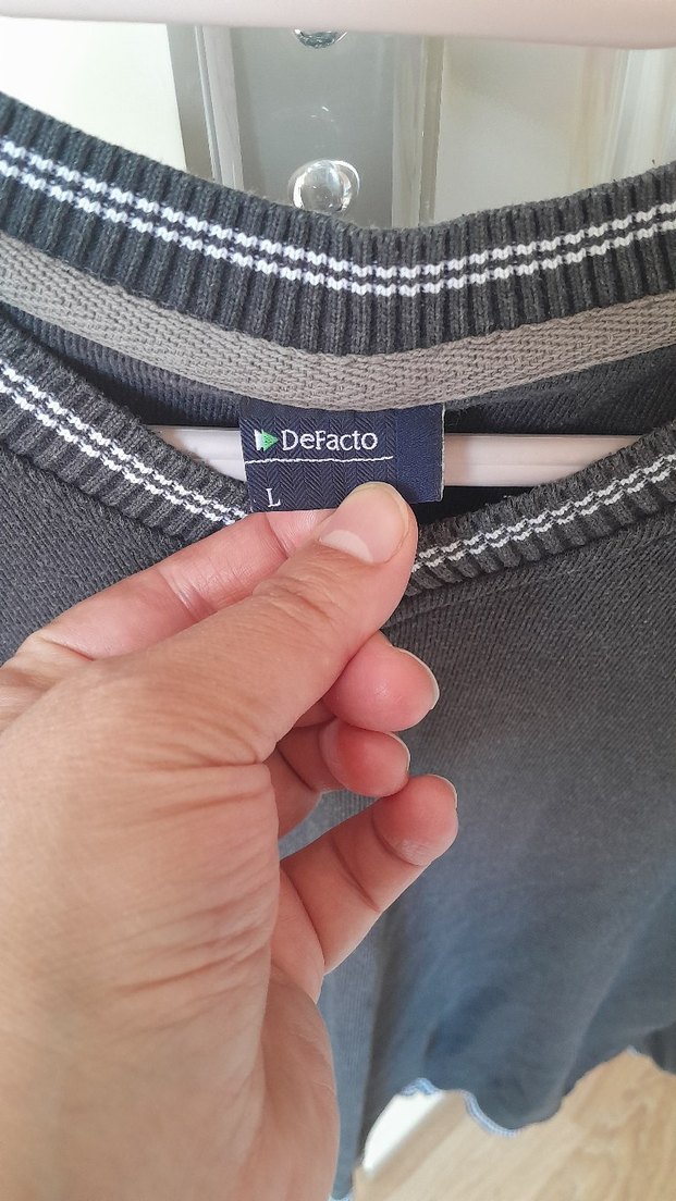 siyah V Yaka Erkek Triko Kazak - Görsel 3