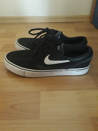 nikeeeeee