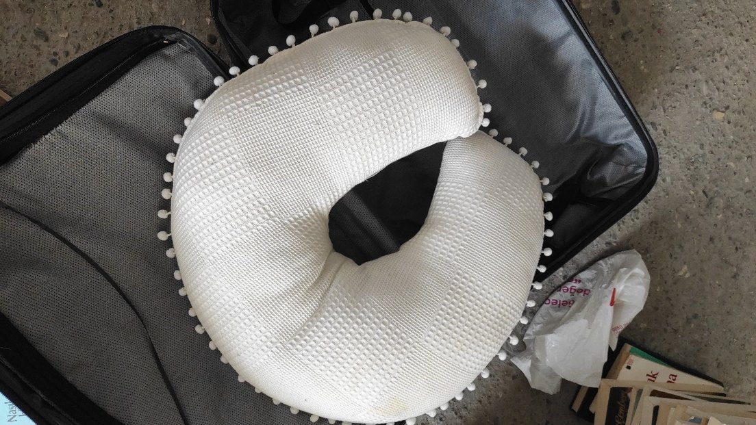 Nakışlı Bej Emzirme ve Hamilelik Yastığı - Görsel 2