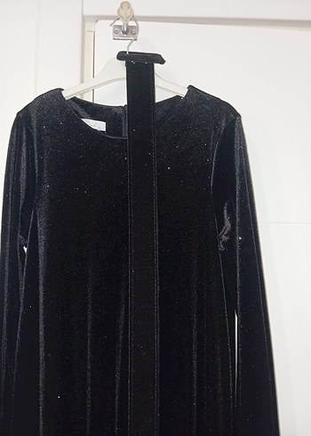 Siyah Uzun Kollu Yüksek Yakalı Uzun Elbise - Görsel 2