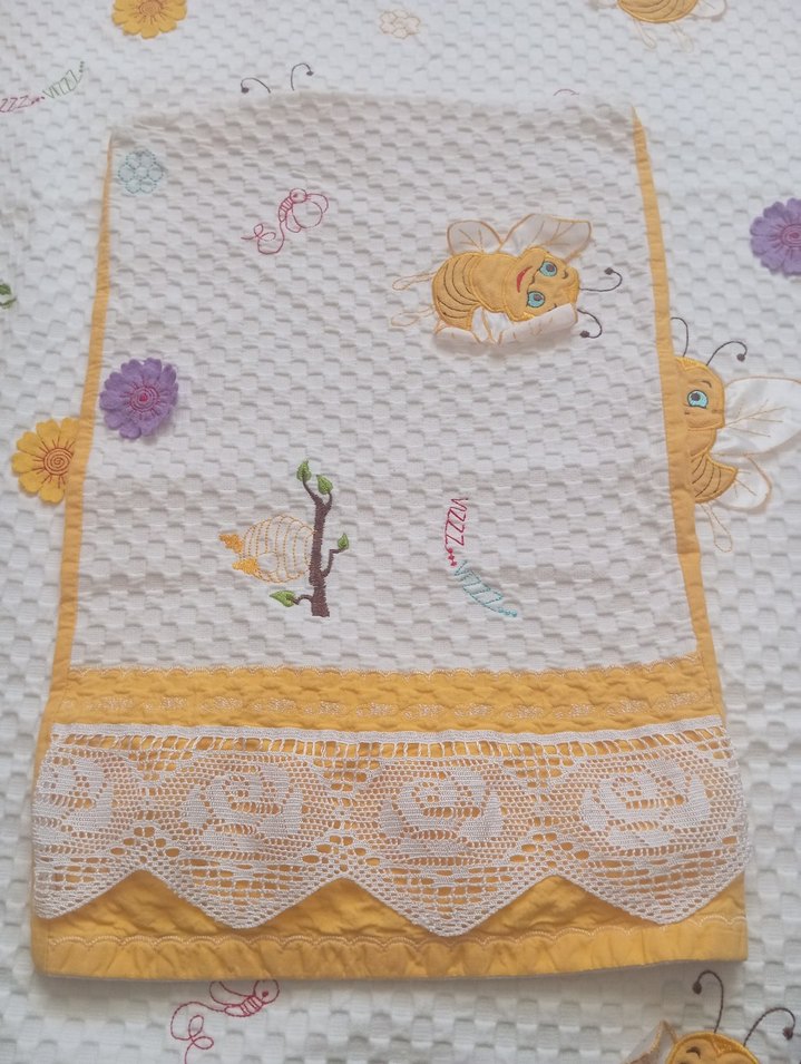 Sarı Nakışlı Renkli çocuk pikesi - Görsel 4