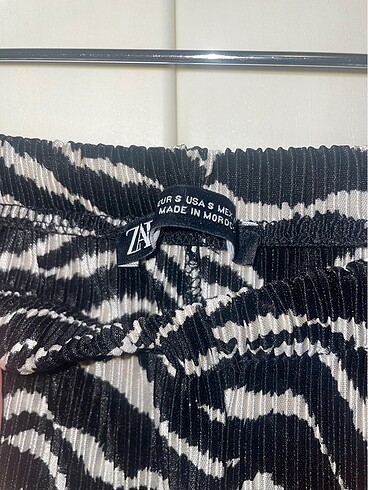 s Beden Zebra desenli zara pantalon