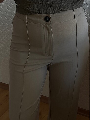 Zara Krem rengi zara pantolon