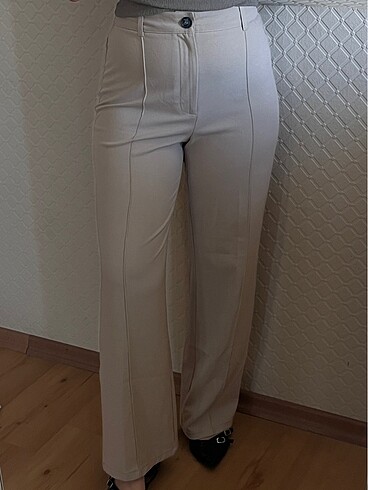 38 Beden ten rengi Renk Krem rengi zara pantolon