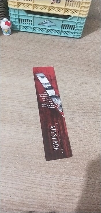 Beden Renk Ateşpare / 1. Baskı / Ceren Melek