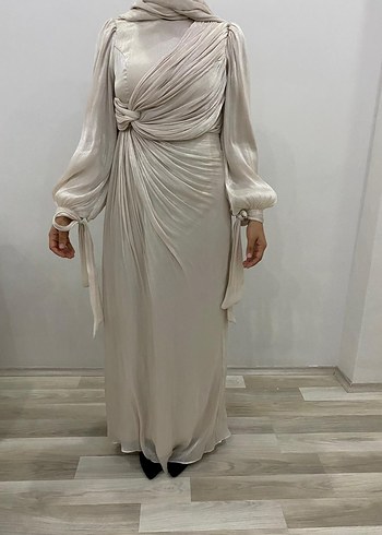 Bej Drapeli Uzun Kollu Kadın Abiye - Görsel 3