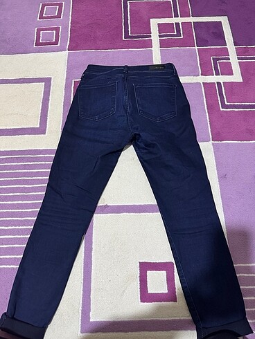 27 Beden Mavi Jean