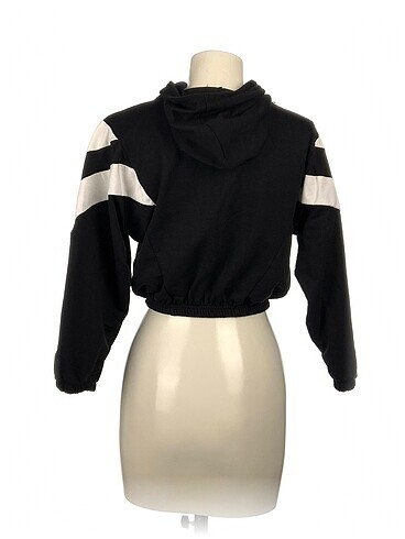 m Beden Diğer Sweatshirt %70 İndirimli.