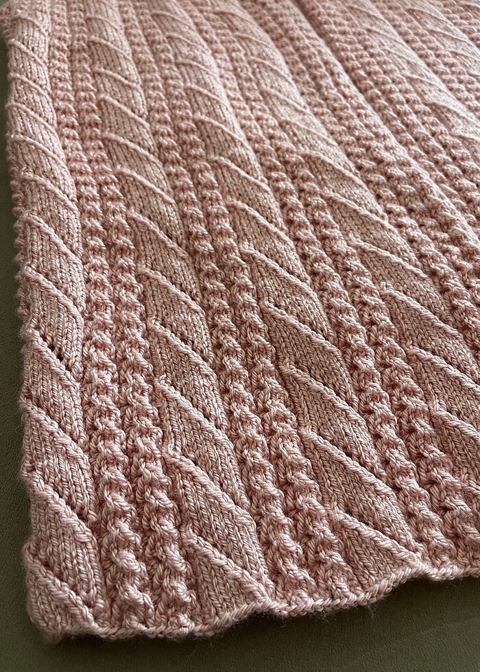 Kadın örgü yelek - Görsel 2