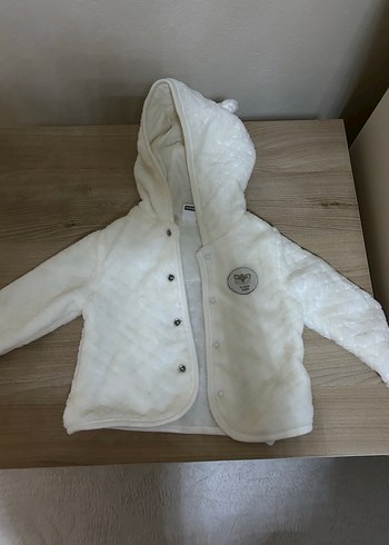 LC Waikiki Düğmeli Kapüşonlu Beyaz Bebek Ceketi