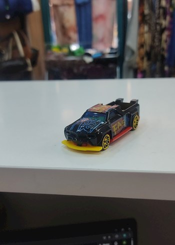 Siyah Hızlı Oyuncak Araba - Görsel 3