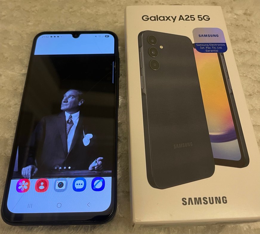 Samsung Siyah Android Telefon - Görsel 3