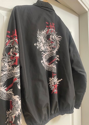 Siyah renk Yüksek Yakalı Kadın Fermuarlı Yağmurluk - Görsel 5