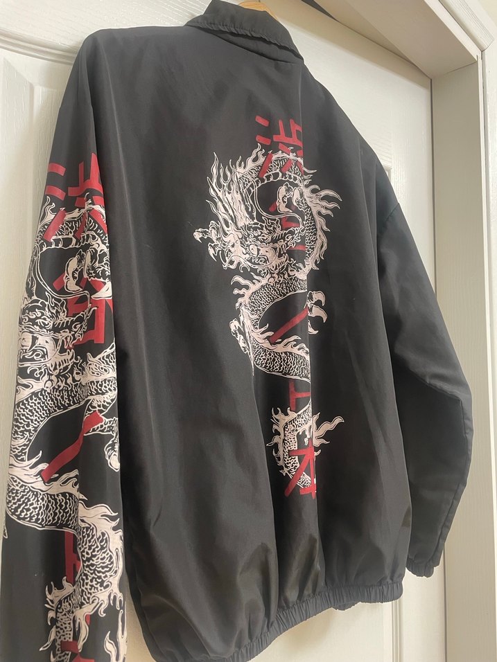 Siyah renk Yüksek Yakalı Kadın Fermuarlı Yağmurluk - Görsel 5