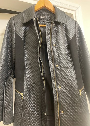 Alvina Kemerli Siyah Deri Kapitone Desenli Kadın Kaban - Görsel 8