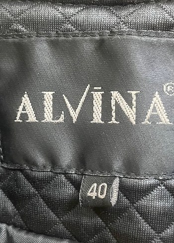 Alvina Kemerli Siyah Deri Kapitone Desenli Kadın Kaban - Görsel 10