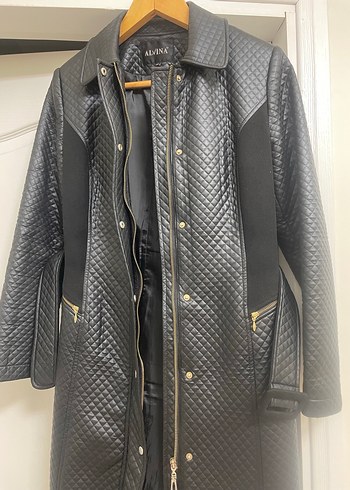 Alvina Kemerli Siyah Deri Kapitone Desenli Kadın Kaban - Görsel 9