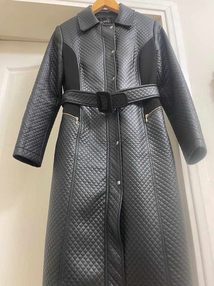 Alvina Kemerli Siyah Deri Kapitone Desenli Kadın Kaban - Görsel 5