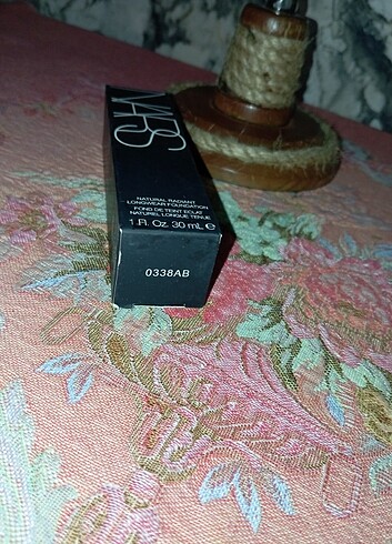 Nars Nars fondöten