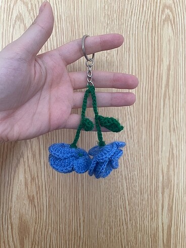Örgü anahtarlık çiçej amigurumi - Görsel 5