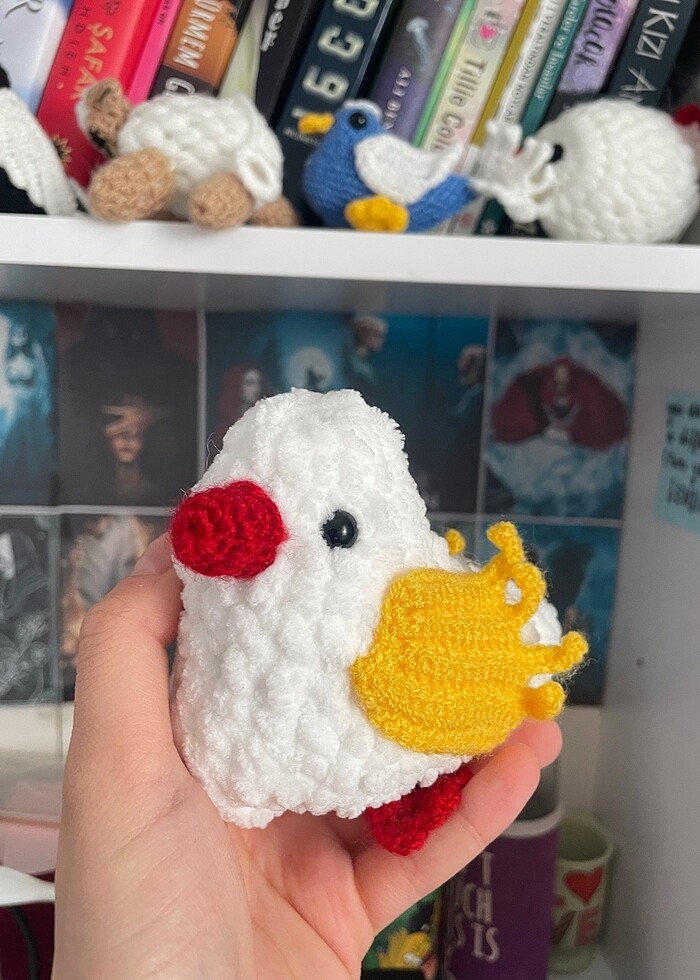 Galatasaraylı amigurumi örgü kuş - Görsel 2