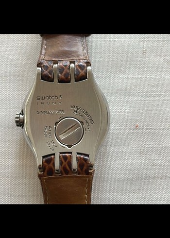 Swatch Kahverengi Kemerli Kadın Kol Saati
