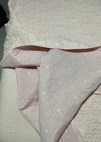 Toz pembe Beyaz Yatak Örtüsü - Görsel 4